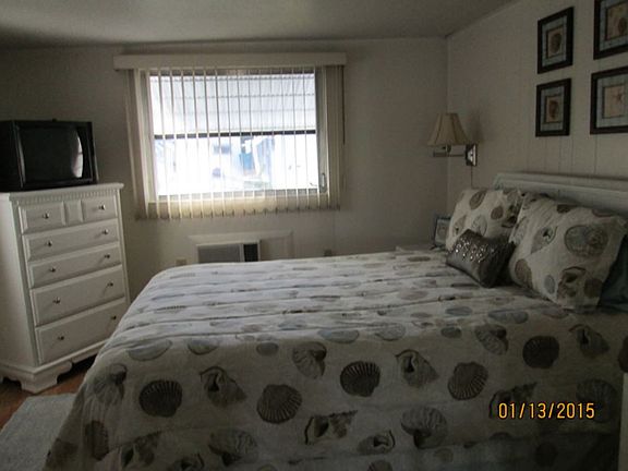 4th image of 62 Shoreland Dr