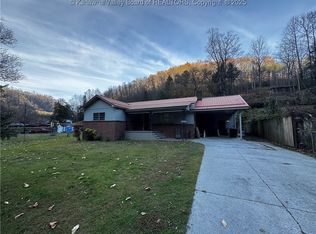 5611 Loop Seven Hwy, Davy, WV 24828