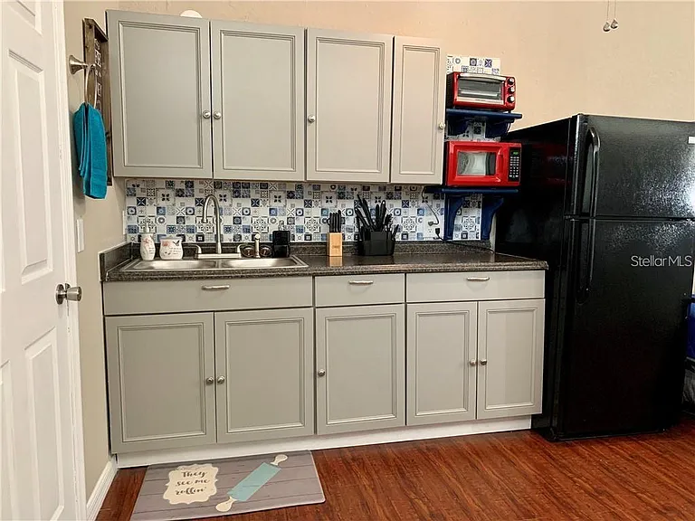1245 Catalpa Ln #2 — Photo 34