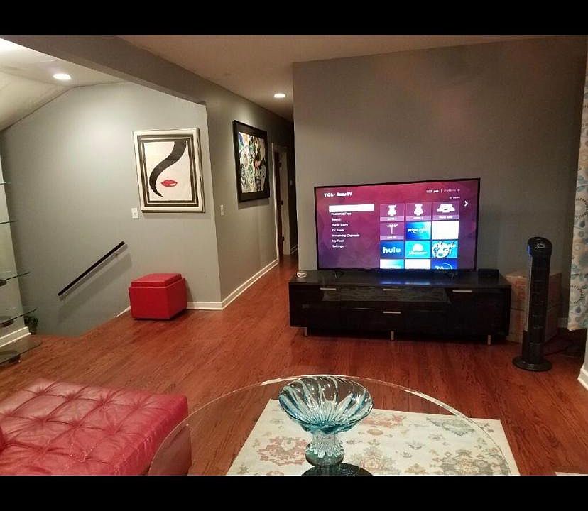 1st image of 7250 N Rogers Ave #1