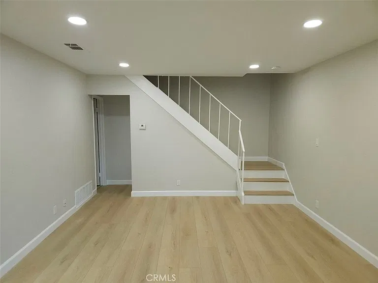 16630 Shenandoah Ave — Photo 2
