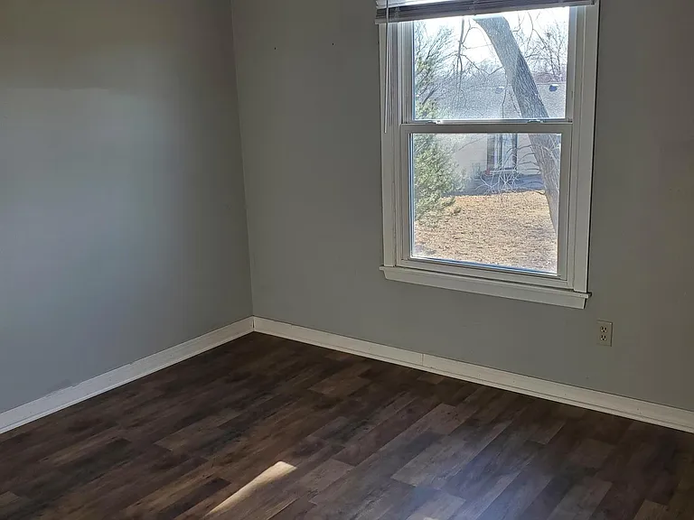 1441 N Smith Ct #4 — Photo 11