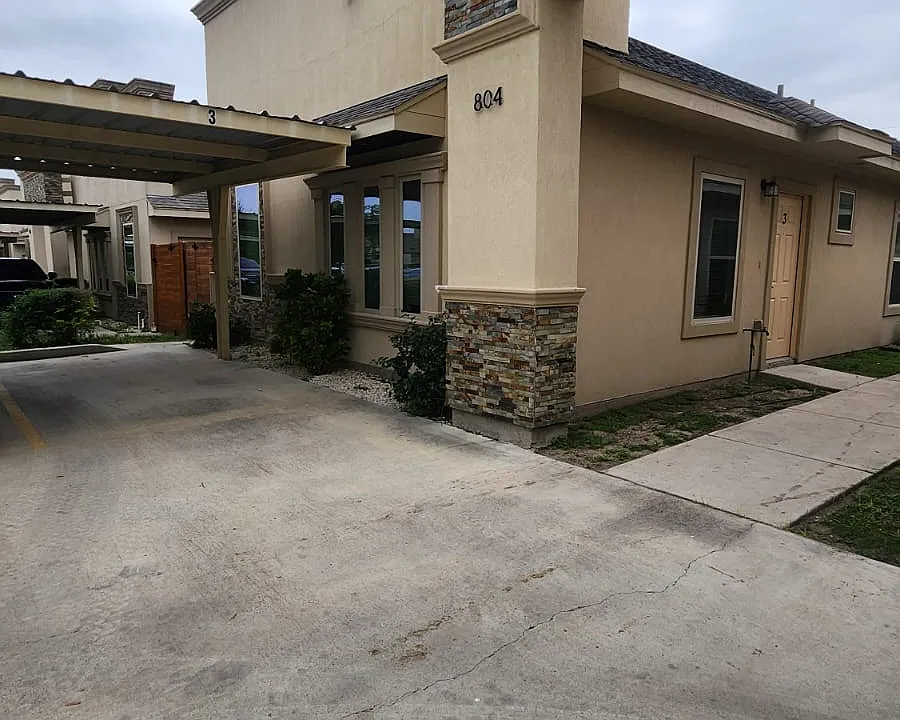 804 E Myrtle Beach Ave #3