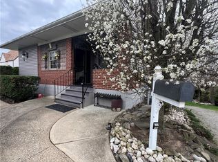 602 Riverview Dr, Dravosburg, PA 15034