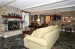 5th image of 1222 Longledge Dr