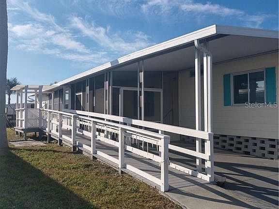 2nd image of 82406 New Circle Dr N #406