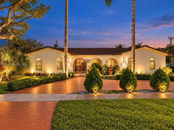 19901 Highland Lakes Blvd, North Miami Beach, FL 33179