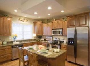 402 Minglewood Dr, Gibsonia, PA