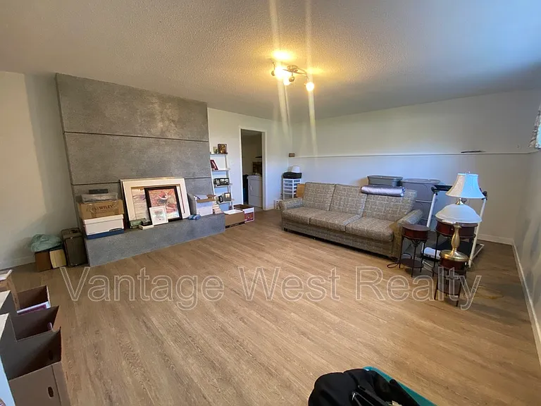 315B Hardie Rd — Photo 6