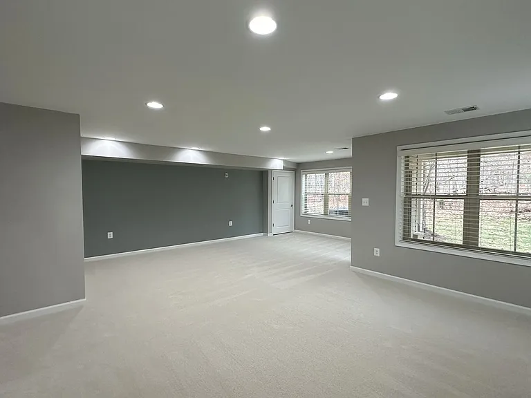 23289 Tradewind Dr — Photo 35