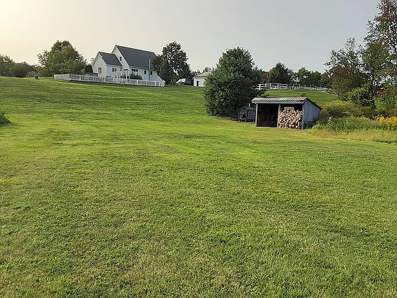 5th image of 1905 Brisklea Ln