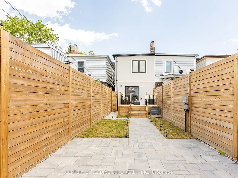 12 Marigold Ave — Photo 37