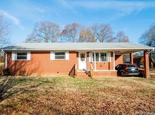 225 Parallel Dr, Harrisburg, NC 28075