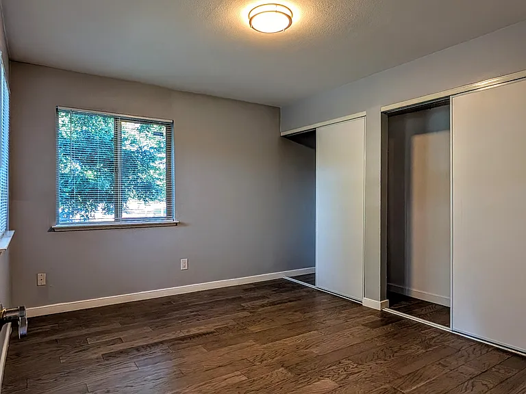2265 Lakeview Cir — Photo 11