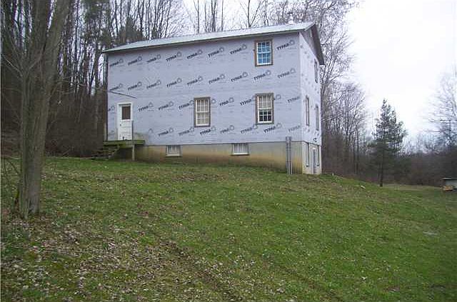 2nd image of 8547 Mosher Hollow Rd