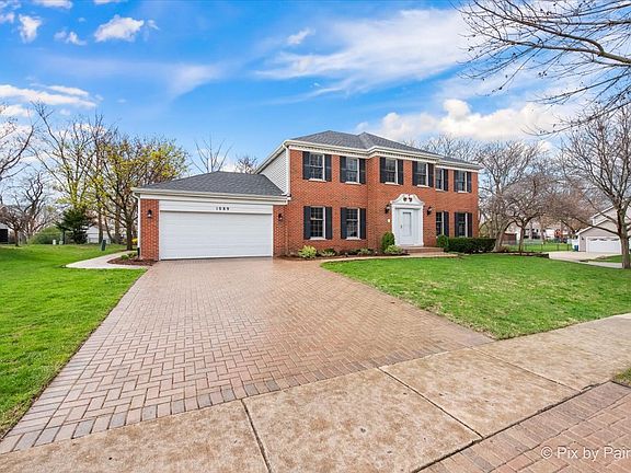 2nd image of 1089 Roslyn Ct
