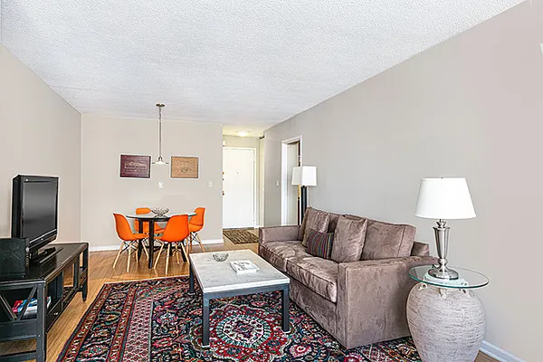 Sold by Compass | media 1