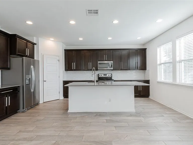 1333 Terrace Vw — Photo 11