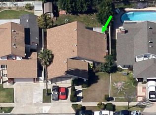 3018 S Manitoba Dr, Santa Ana, CA 92704