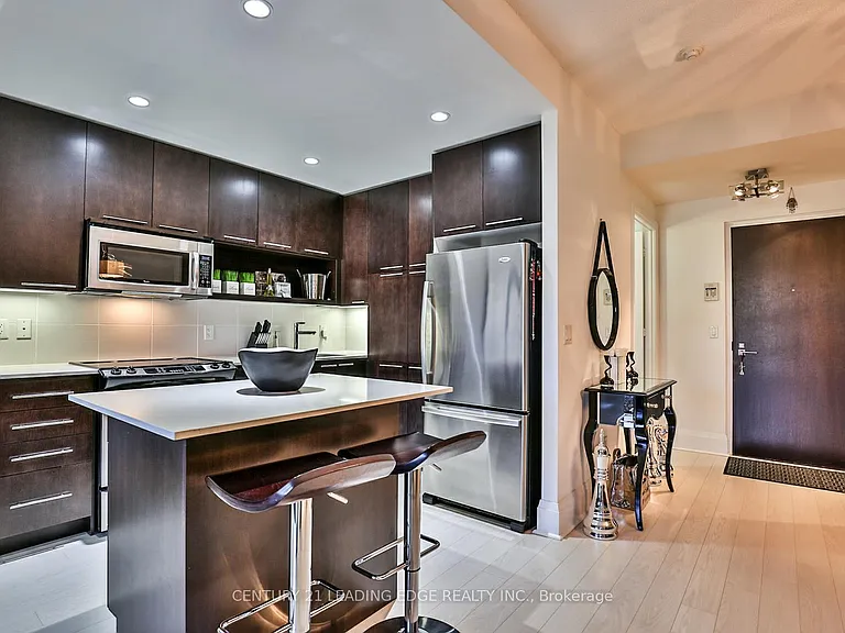 100 Harrison Garden Blvd #221 — Photo 10