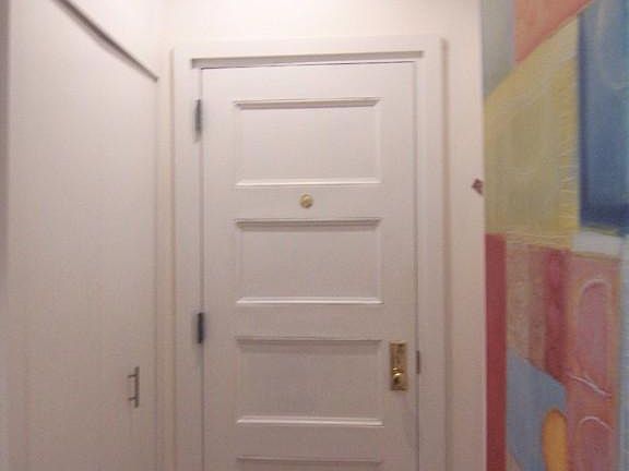 5th image of 419 E 73rd St APT 2B