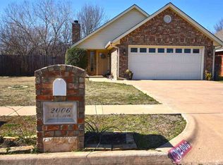 2006 NE 36th St, Lawton, OK 73507