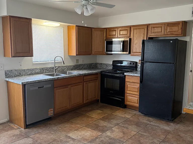 6907 E Escalante Rd — Photo 5