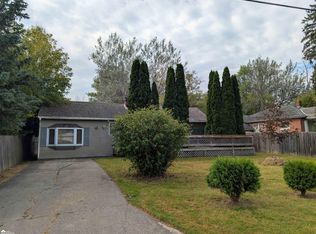 1105 S Cornell Ave, Flint, MI 48505