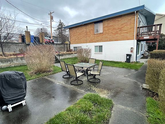 3rd image of 1321 SE 9th Ave #&-1320