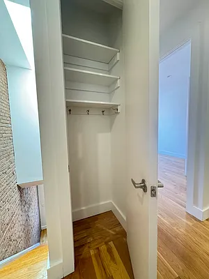 Rented by Voro New York | media 14