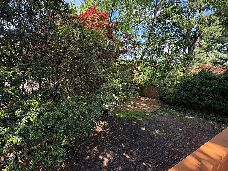 9311 Chanute Dr — Photo 11