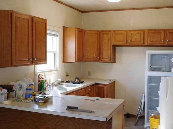 5th image of 715 W South St
