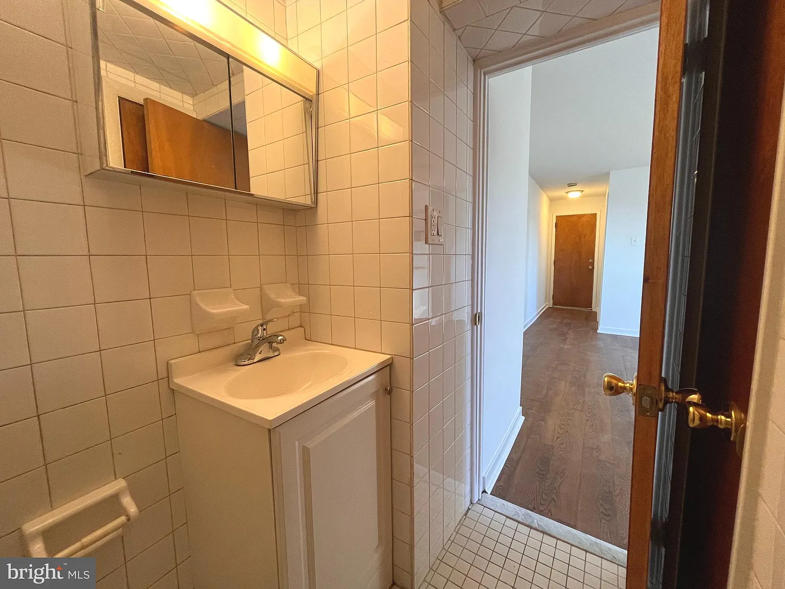 1 bed, 550 sqft, $1,395 — Photo 4