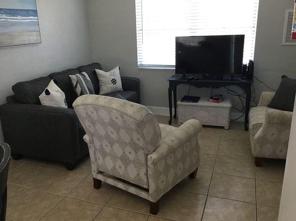 90 144th Ave APT 6
