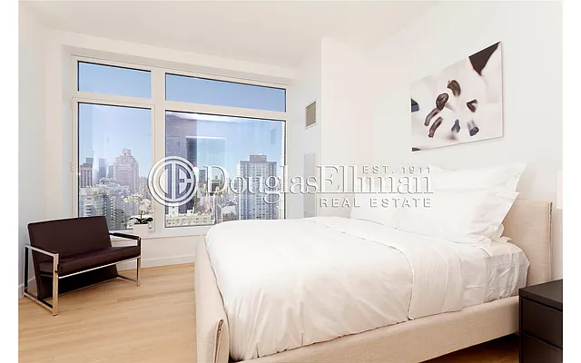 Rented by Douglas Elliman | media 86