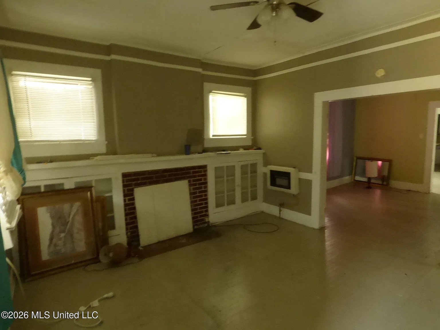 2 bed, 1.0 bath, 984 sqft, $750 — Photo 2