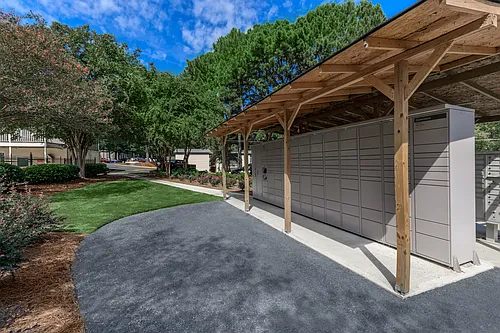 The Commons at Briarwood Park Photo 1