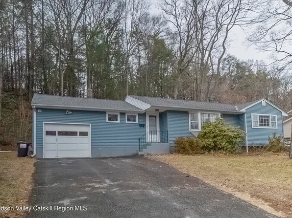 30 Redwood Rd, Saugerties, NY 12477