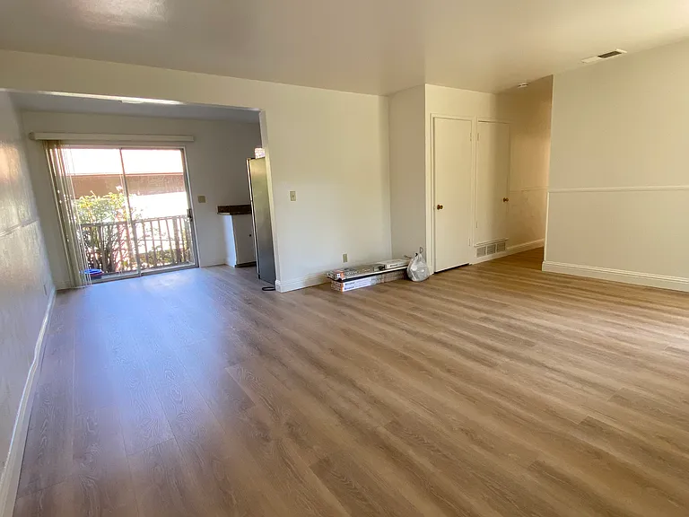 456 Oak St #L — Photo 5
