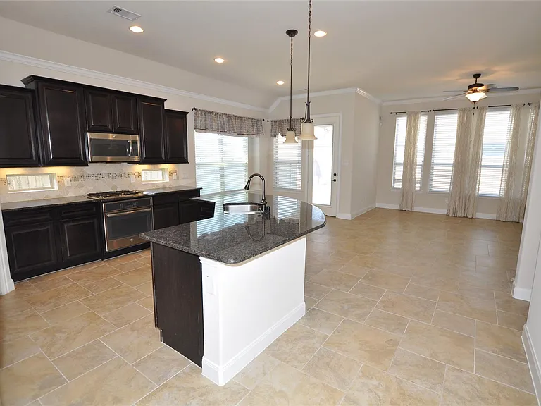 13315 Maywater Crest Ct — Photo 17