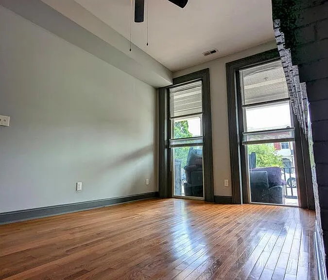 608 N 1st St — Photo 9