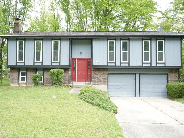 1260 Pine Forest Dr, Amelia, OH 45102