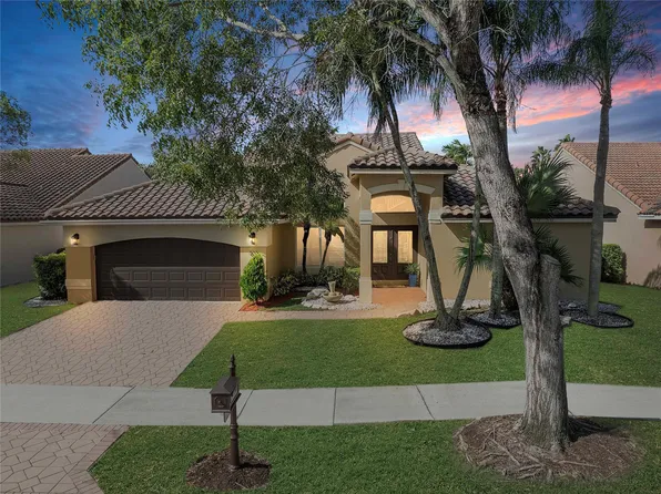 833 Verona Lake Drive, Weston, FL 33326