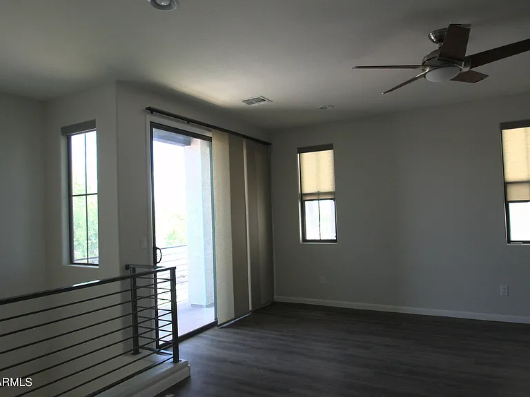 2090 S Dorsey Ln #1046 — Photo 13