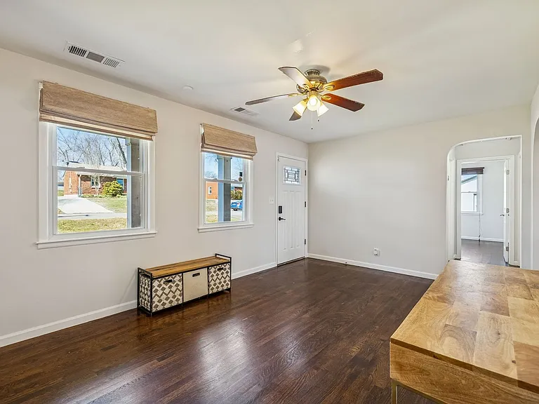 833 Rose Park Dr — Photo 8