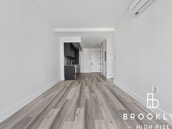 3rd image of 26 Quincy St #3J