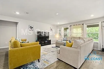 9384 Cypress Lake Dr — Photo 5