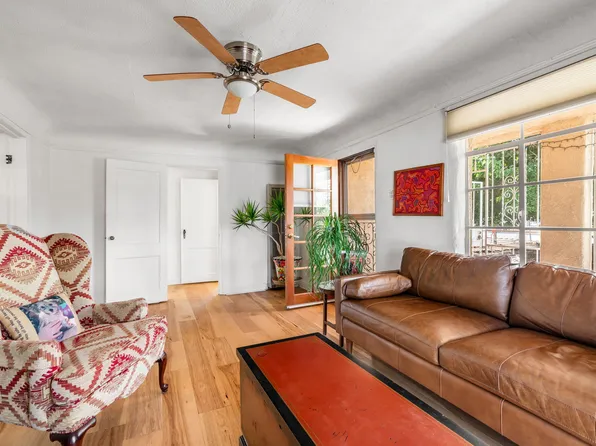 406 Atrisco Dr SW, Albuquerque, NM 87105