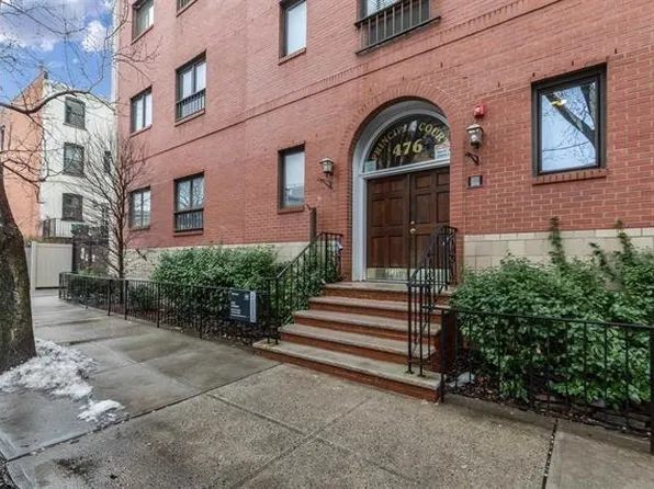 476 Monmouth Street image 1 of 7
