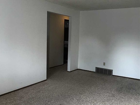4th image of 541 E Crown Ave #543